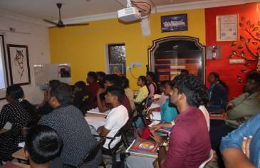 French class, DELF exam, TEF training, Le Triomphe Pondicherry, online course, French coaching India