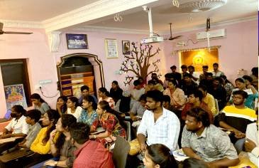 French class, DELF exam, TEF training, Le Triomphe Pondicherry, online course, French coaching India